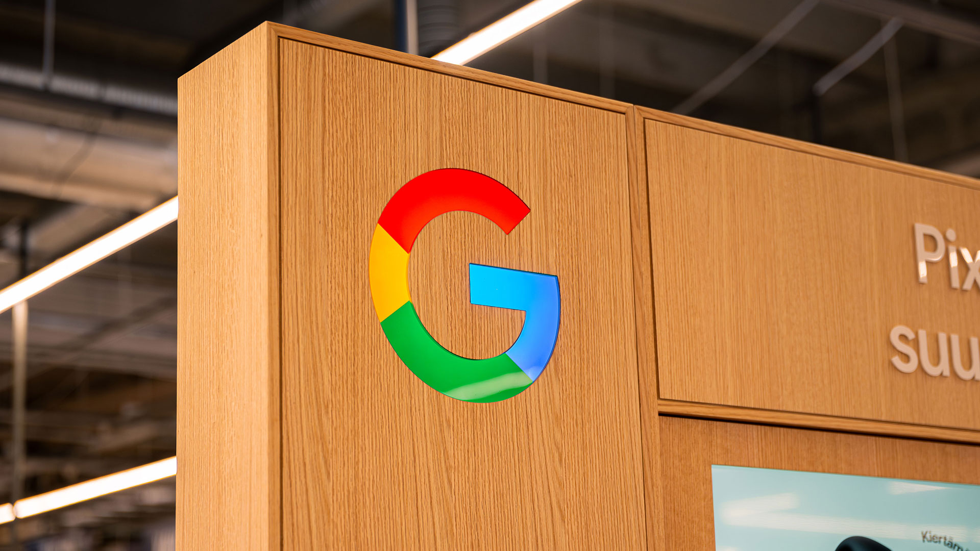 google-shop-in-shop-gallery-3