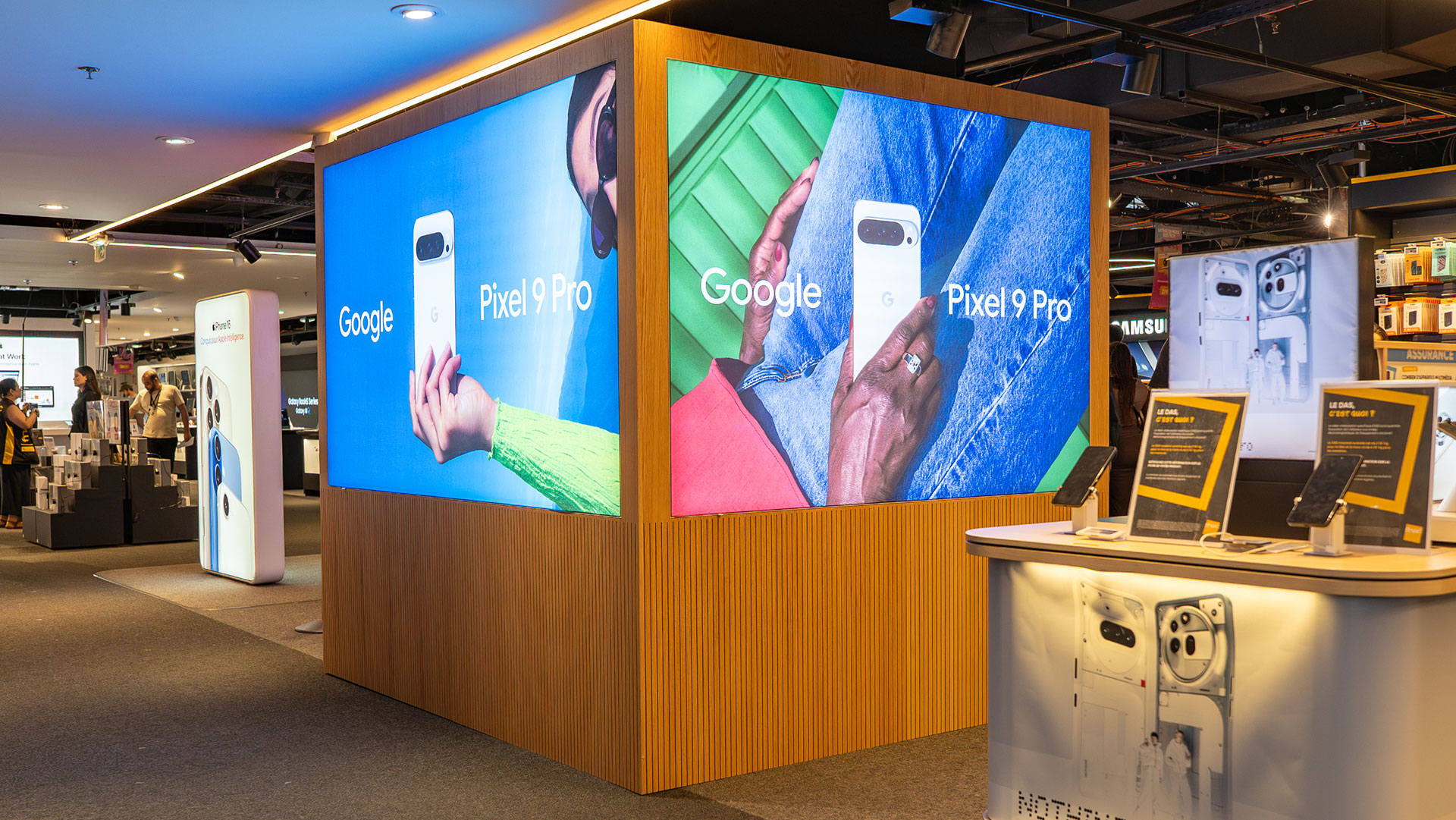 google-shop-in-shop-gallery-9