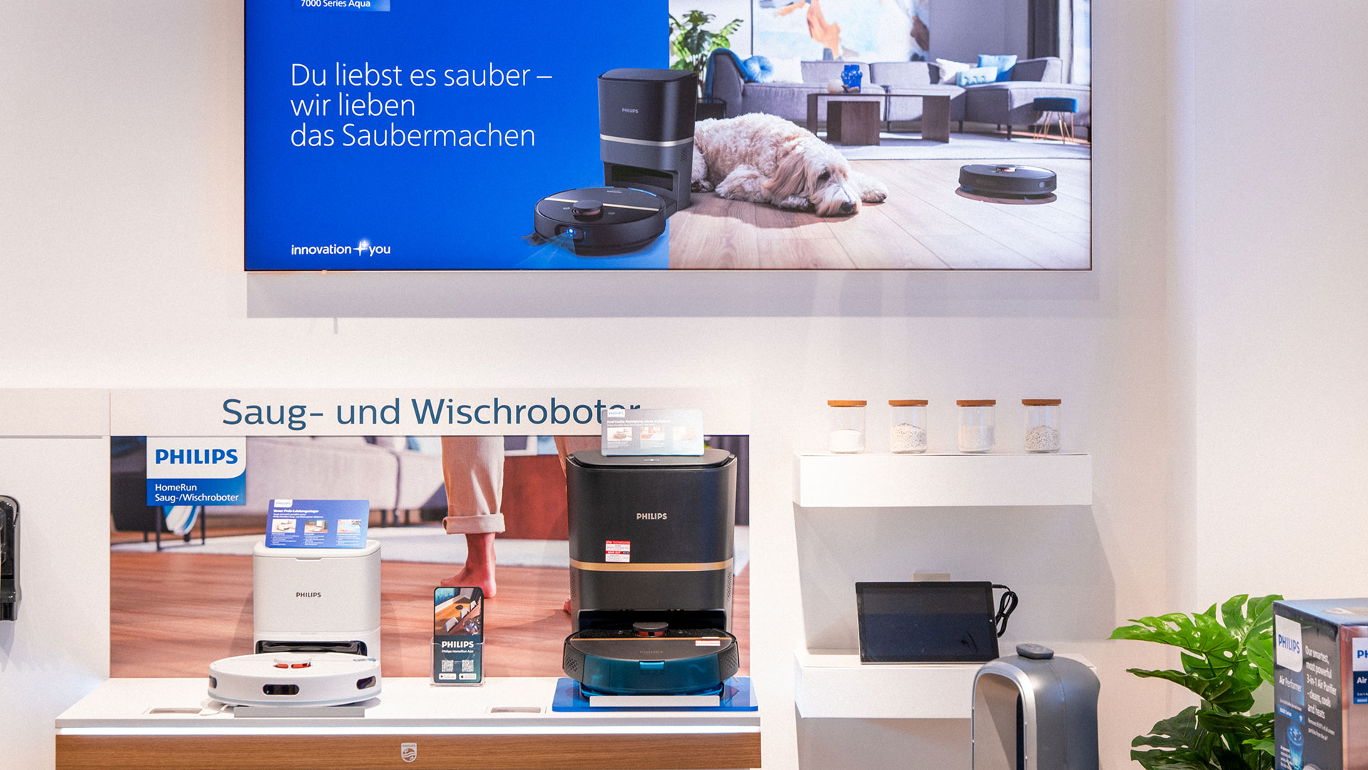 mediamarkt-the-lighthouse-projects-for-google-philips-and-versuni-gallery-7
